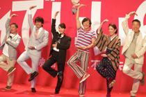 みんなで「シェー!」