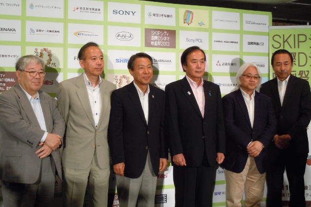 （左から）八木氏、富山氏、岡村氏、上田氏、桝井氏、瀧沢氏。
